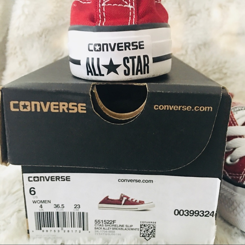 Women’s size 6 converse shoreline slips - Picture 6 of 6